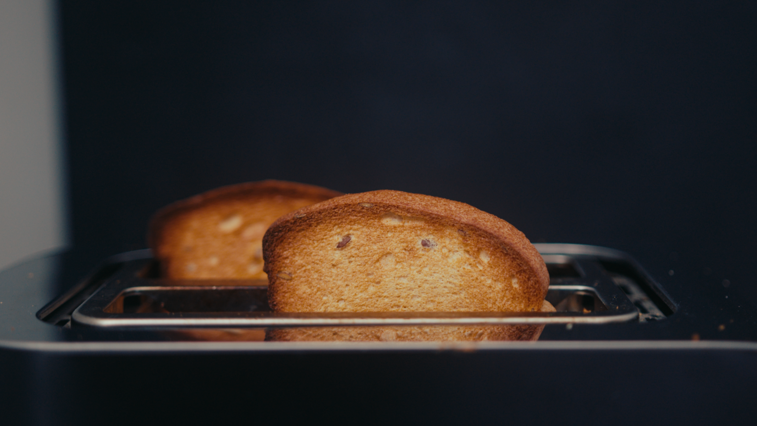 Proteiini- ja kuitupitoinen vaalea VHH paahtoleipä - Image 4